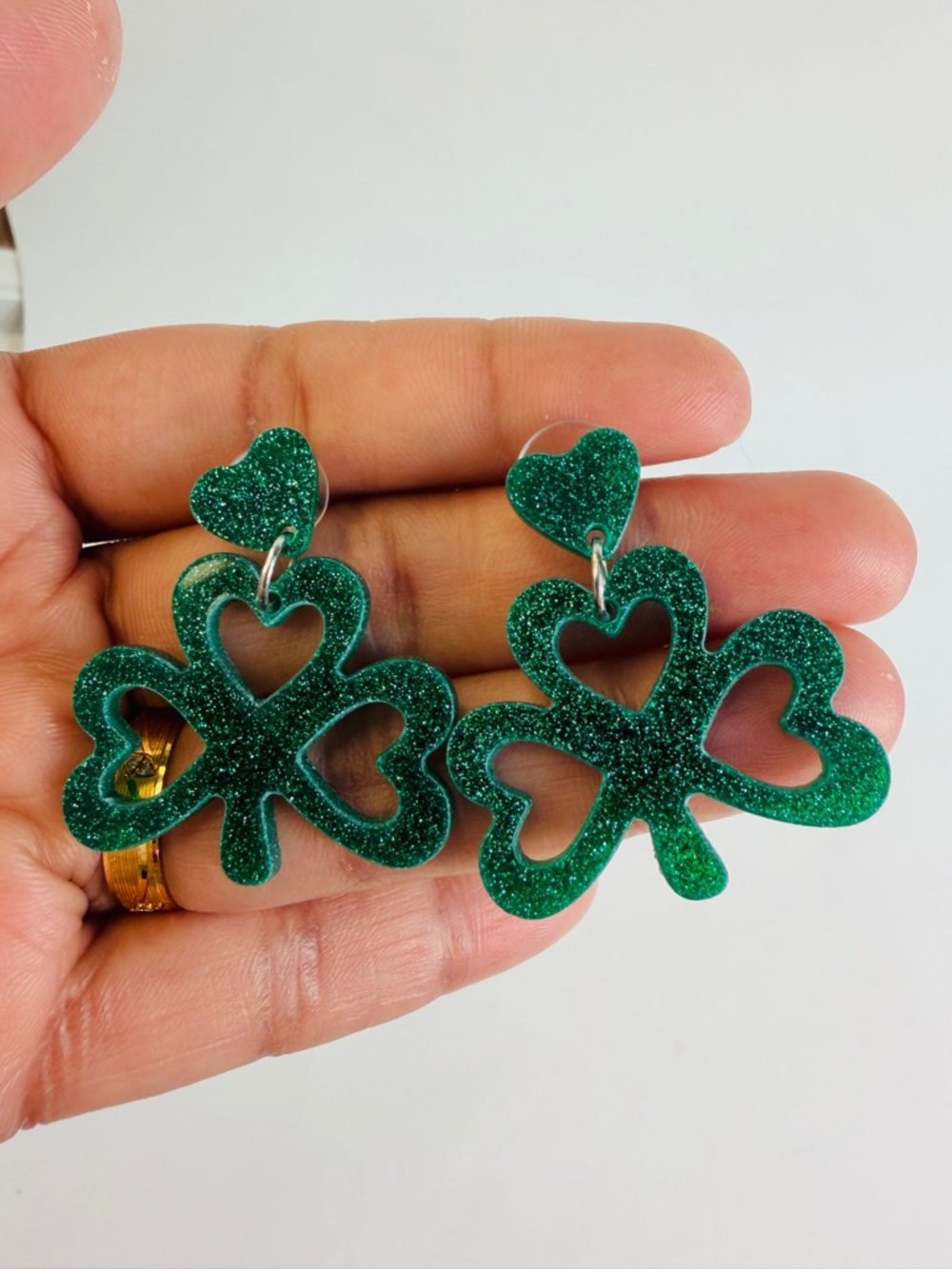 Green Glitter Shamrock Dangle Earrings - Women Jewelry